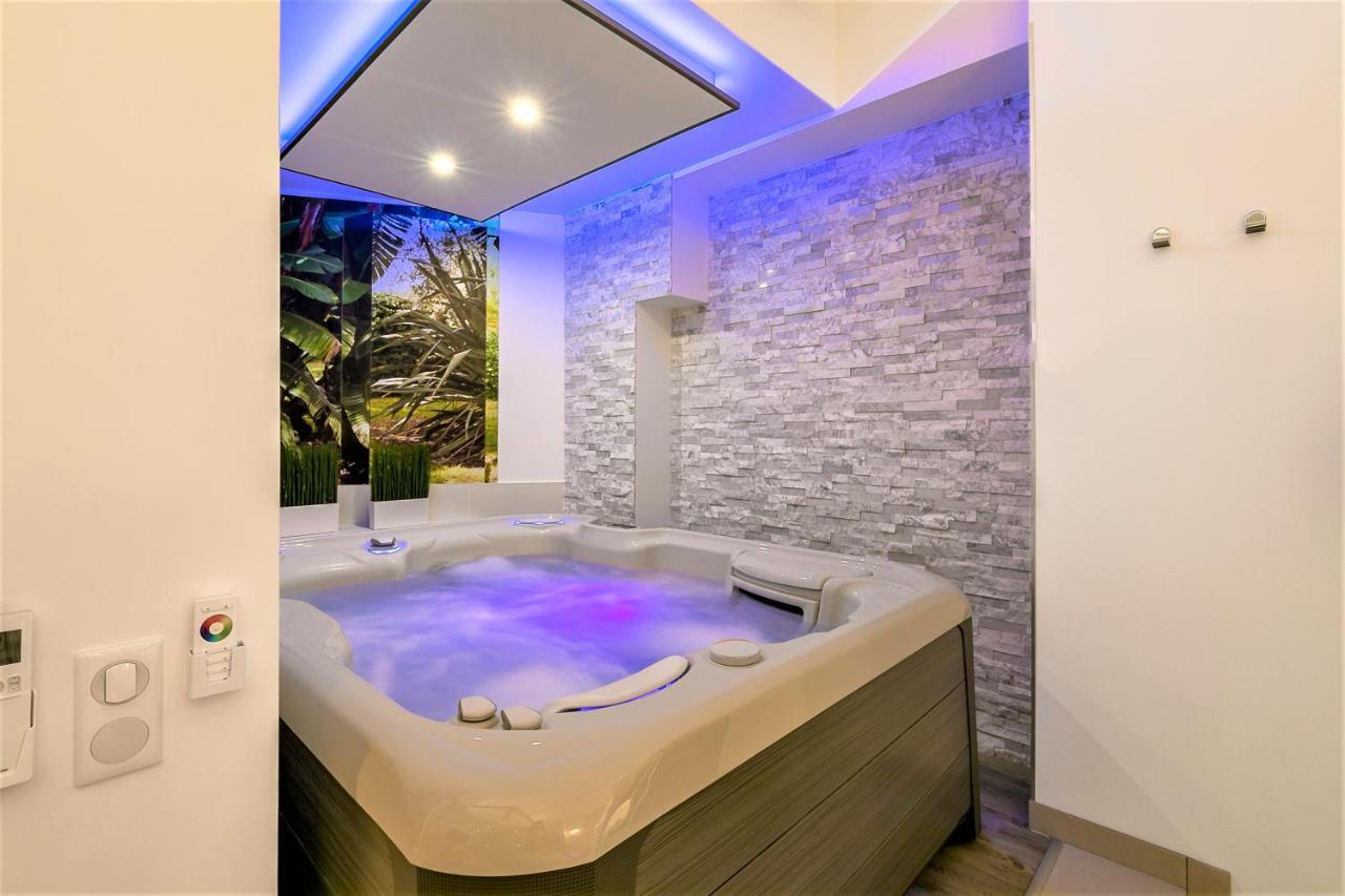 Relax Spa, avec jacuzzi à Dijon Exterior foto